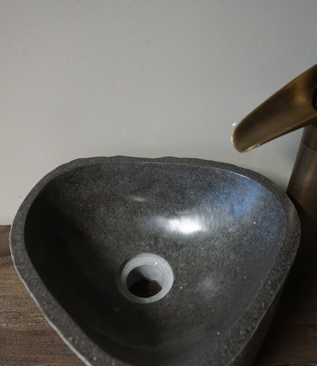 Rene Houtman Kleine Stenen Waskom + Spoelgat | B29 x D27 x H12,5 cm