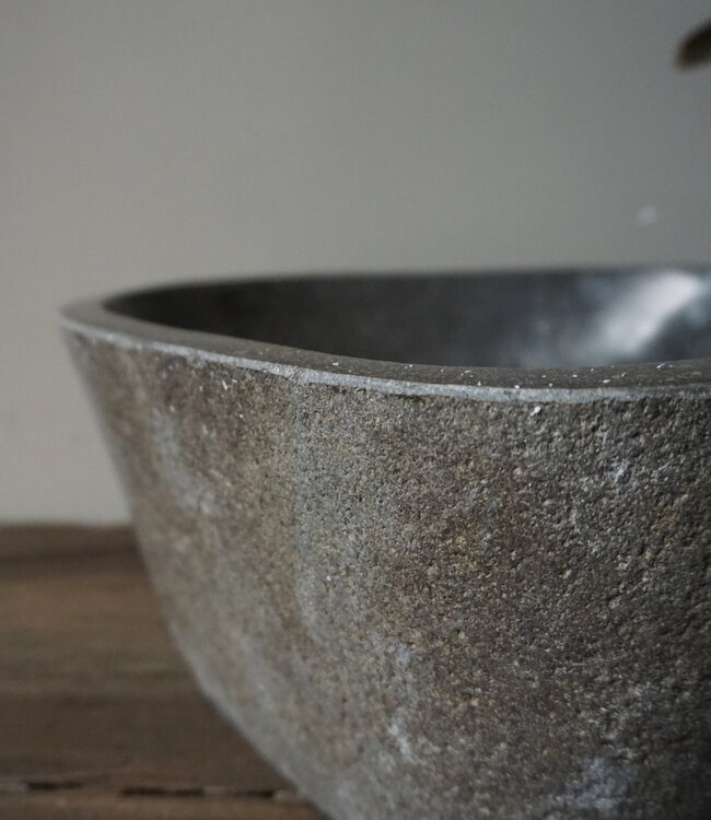 Rene Houtman Kleine Stenen Waskom + Spoelgat | B29 x D27 x H12,5 cm