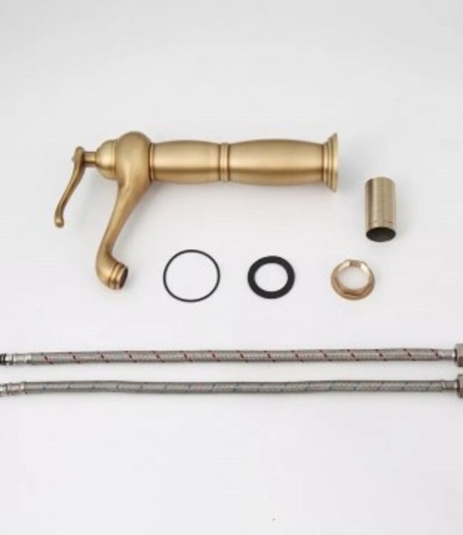 Rene Houtman Landelijke Wastafelkraan | Brons | H27,5 cm