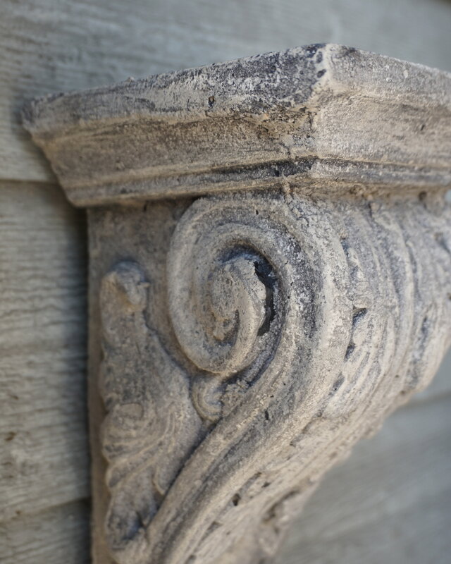 Il Cupido Wandconsole | Beton | H33 x B13 x D13 cm