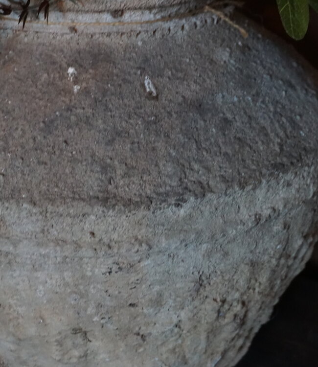 Rene Houtman Oude Stenen Pot | H45 x D48 cm