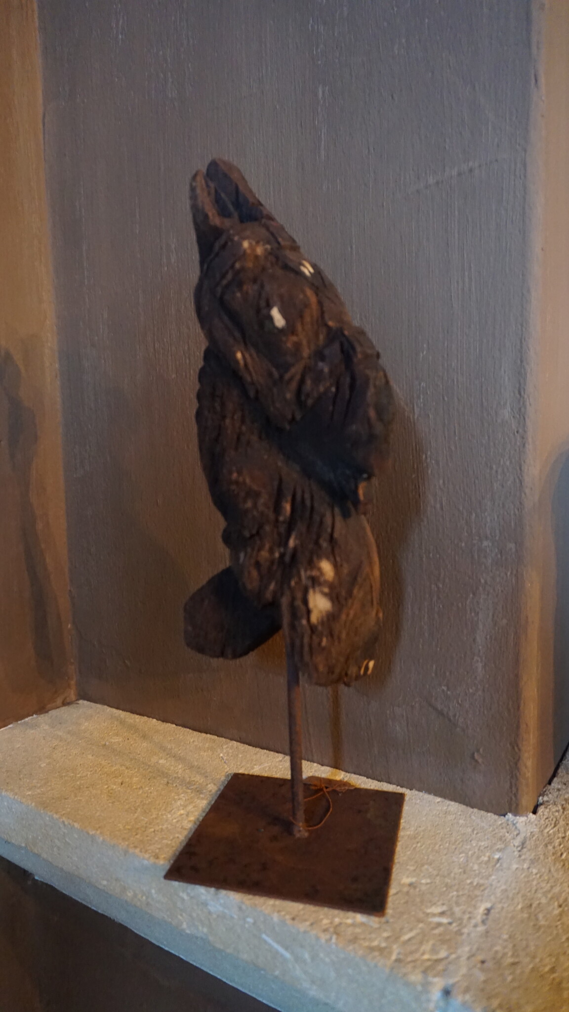 Rene Houtman Paard Op Standaard | Hout | H34xB10xD10 cm