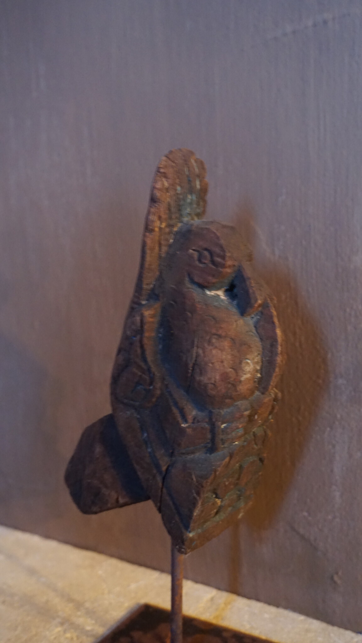 Rene Houtman Houten Paard Op Standaard | H28xB10xD10 cm