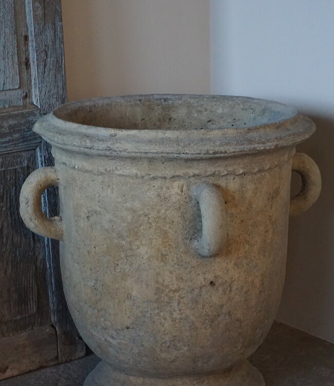 Il Cupido Betonnen Pot Anduse Met Oren | H64 x D58 cm