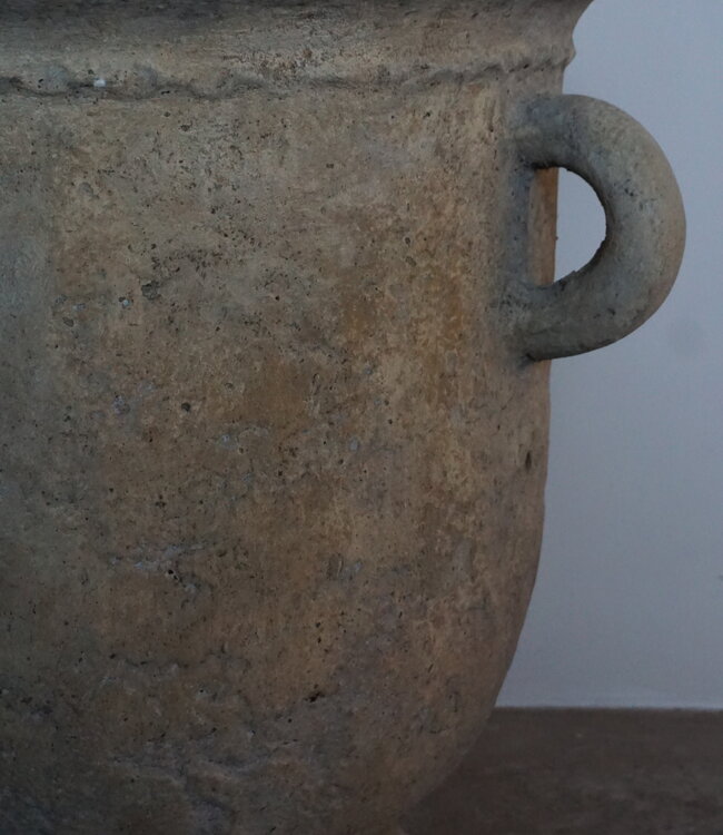 Il Cupido Betonnen Pot Anduse Met Oren | H64 x D58 cm