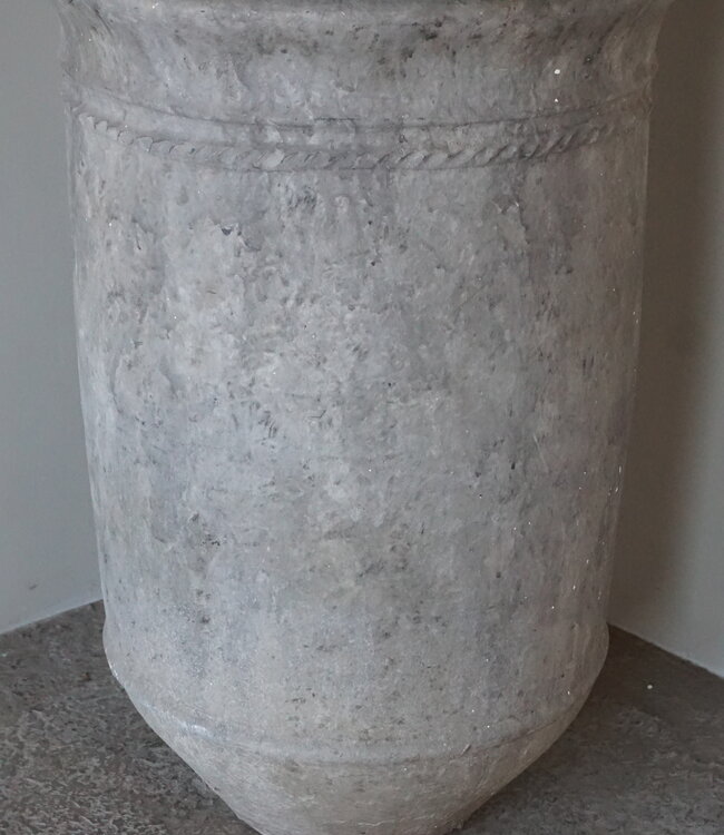 Be-Uniq Grote Betonnen Pot | H77 x D53 cm