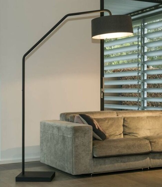 Frezoli Huges Vloerlamp | Mat Zwart | H200,7 cm