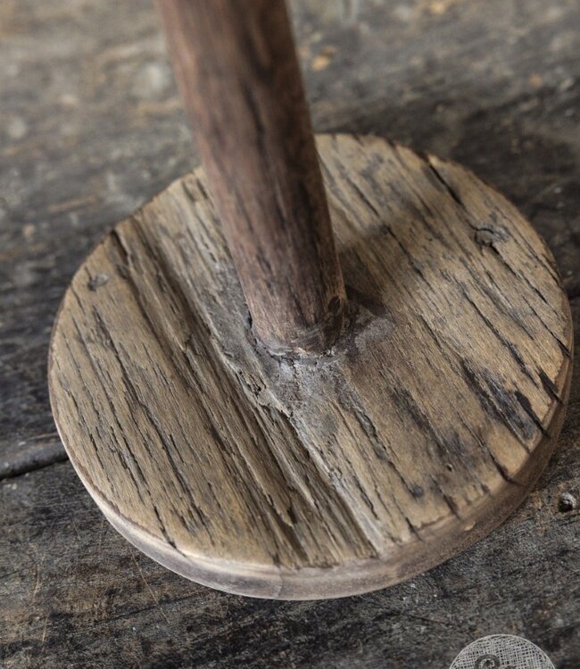 Be-Uniq Keukenrolhouder Thijs |Oud Hout | H29 x D14 cm