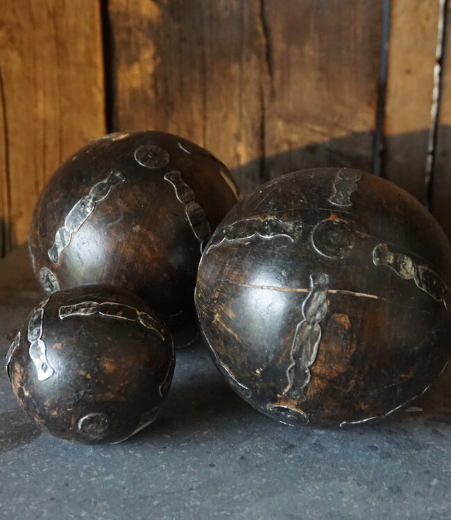 Rene Houtman Decoratieve Ijzeren Bal | 3 Maten Verkrijgbaar!