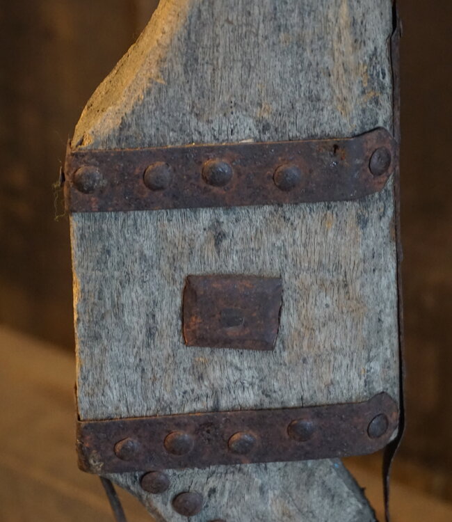 Rene Houtman Houten Ornament Op Voet | H45 x B13 x D7,5 cm