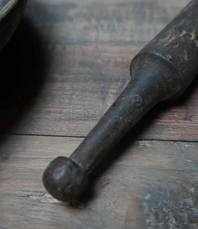 Rene Houtman Decoratieve Houten Vijzel | L31 cm