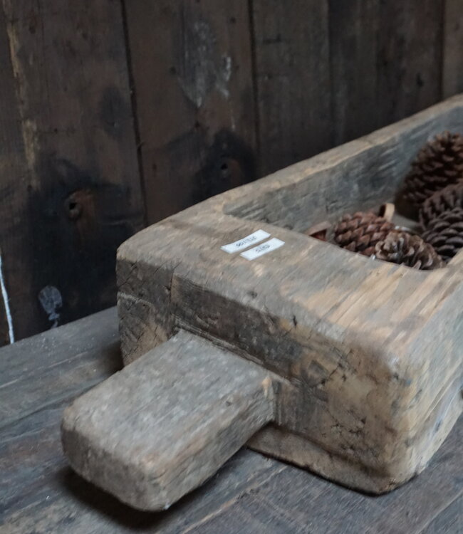 Rene Houtman Oud Houten Trog | H15 x B143 x D27 cm