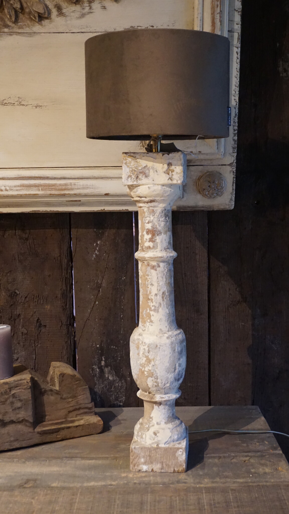 Rene Houtman Lamp | Oude Trapbaluster | Wit | H58 x B10 x D10 cm