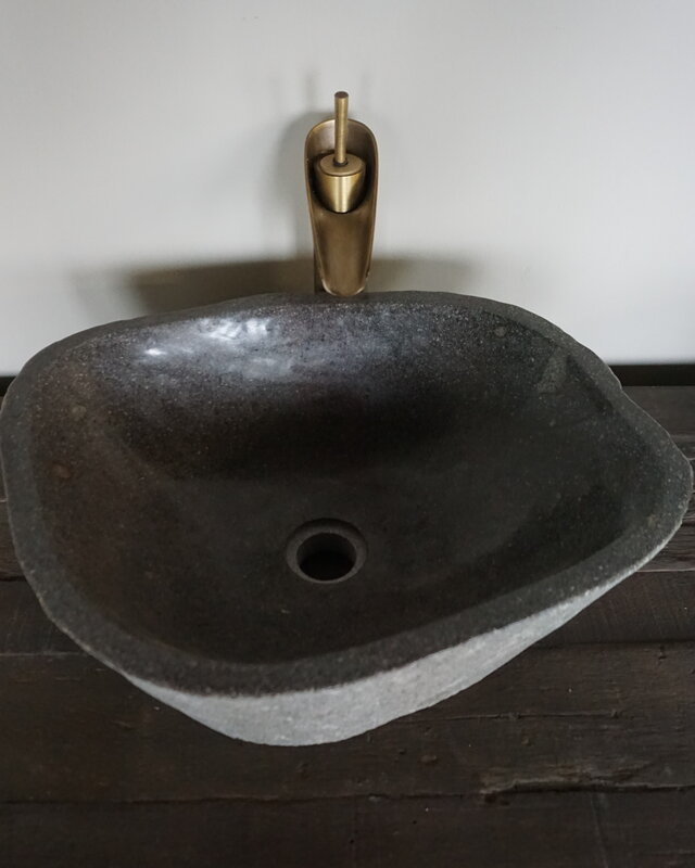 Rene Houtman Grote Stenen Waskom + Spoelgat | H15,5 x B50 x D37,5 cm