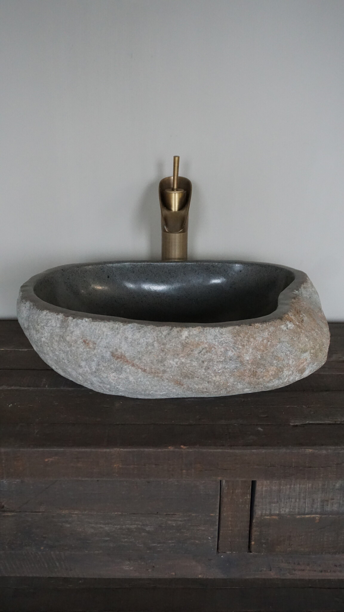 Rene Houtman Grote Stenen Waskom + Spoelgat | H14,5 x B46,5 x D38 cm