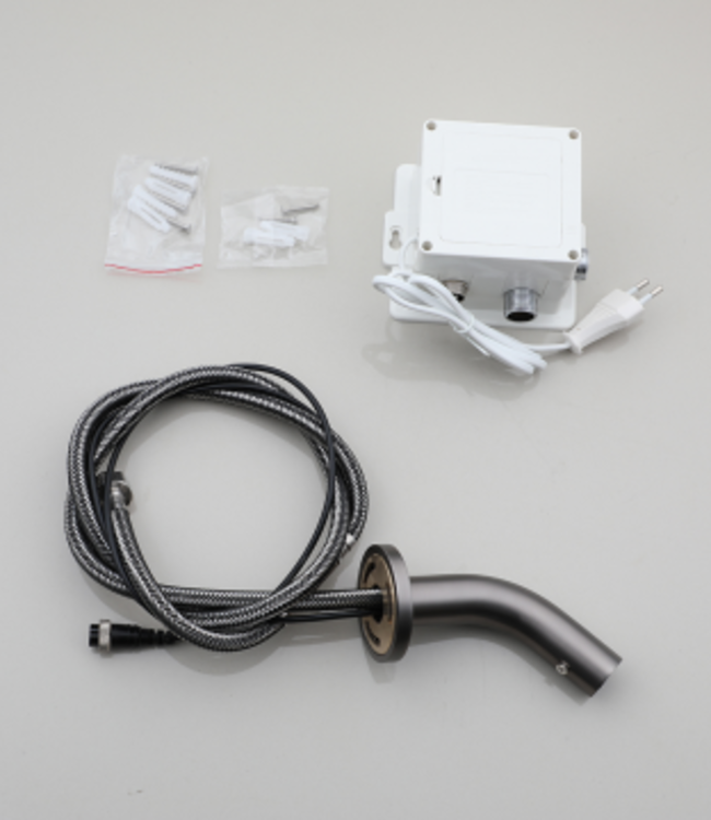 Rene Houtman Muurkraan Pesaro | Gun Metal | Koud | L9 cm