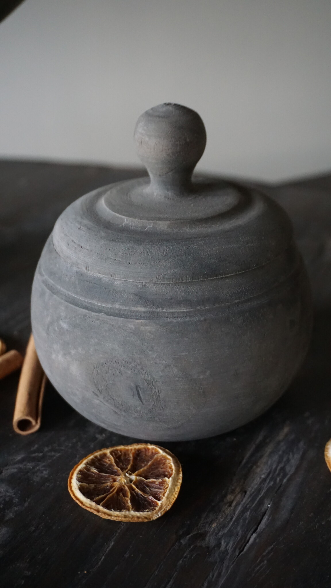 Aura Peeperkorn Pot Met Deksel | Grey | 3 Maten