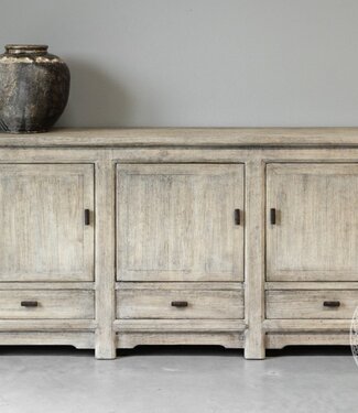 Be-Uniq Dressoir | Verweerd | China | H90 x B200 x D45 cm
