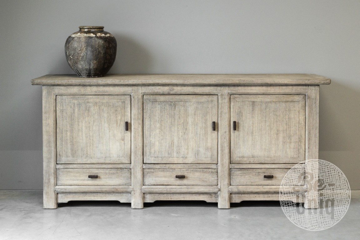 Be-Uniq Dressoir | Verweerd | China | H90 x B200 x D45 cm