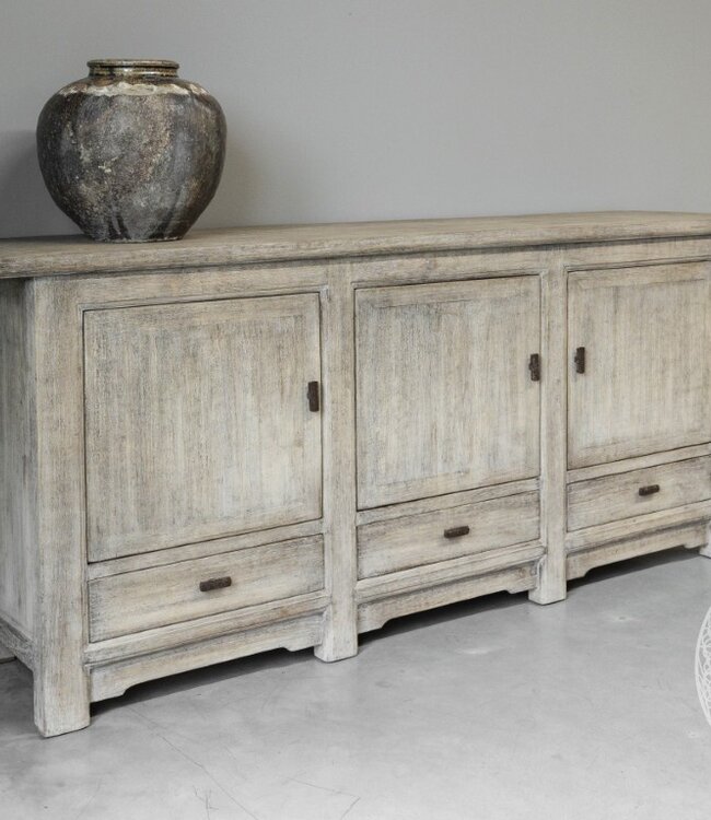 Be-Uniq Dressoir | Verweerd | China | H90 x B200 x D45 cm