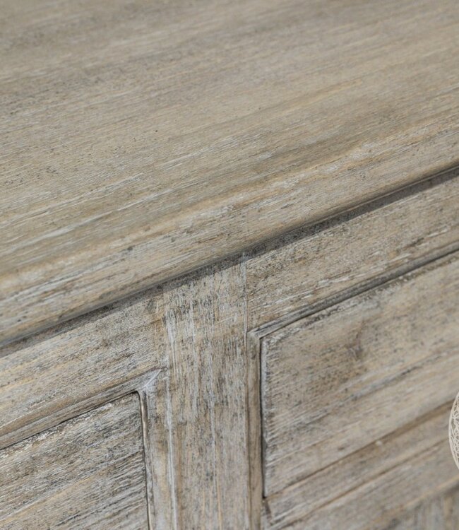 Be-Uniq Dressoir | Verweerd | Nr 2 | China | H90 x B200 x D45 cm