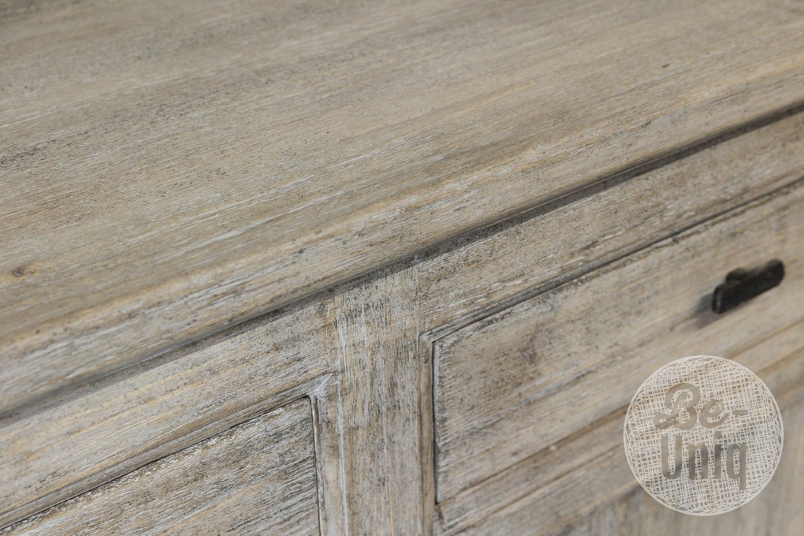 Be-Uniq Dressoir | Verweerd | Nr 2 | China | H90 x B200 x D45 cm