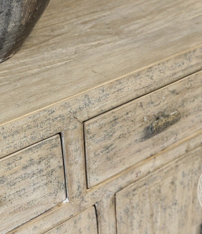 Be-Uniq Dressoir | Verweerd | China | H101 x B168 x D45 cm