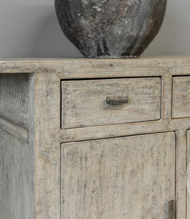 Be-Uniq Dressoir | Verweerd | China | H101 x B168 x D45 cm