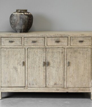 Be-Uniq Dressoir | Verweerd | China | H101 x B168 x D45 cm