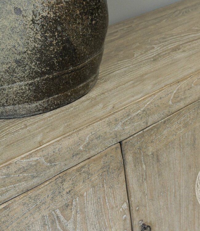 Be-Uniq Dressoir | 4-Deurs | China | H87 x B145 x D47 cm