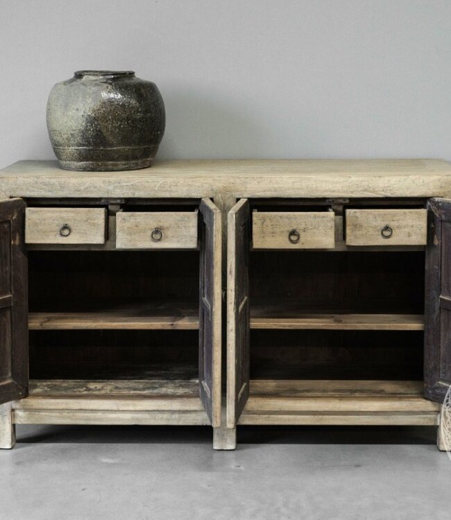 Be-Uniq Dressoir | 4-Deurs | China | H87 x B145 x D47 cm