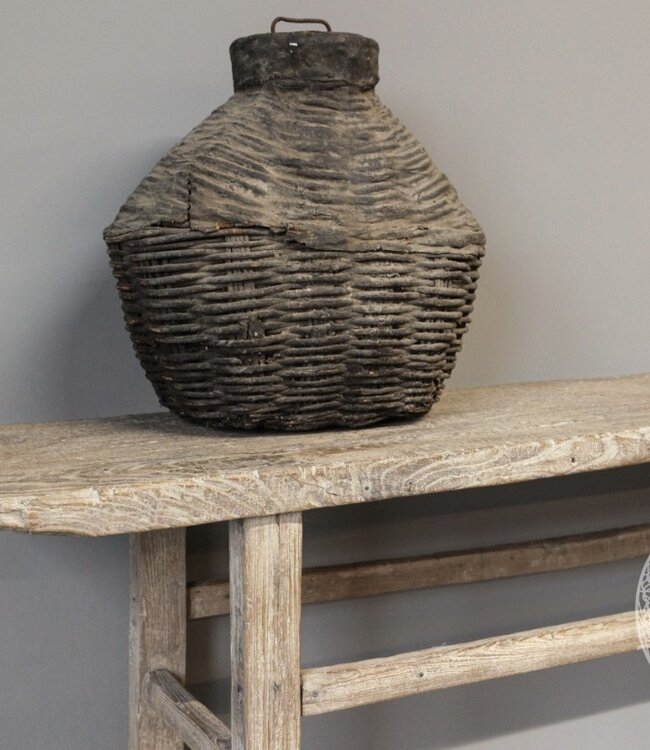 Be-Uniq Oude Sidetable | China | H85 x B182 x D35 cm