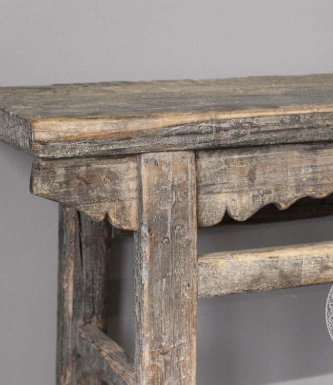 Be-Uniq Oude Sidetable | China | H83 x B188 x D31 cm