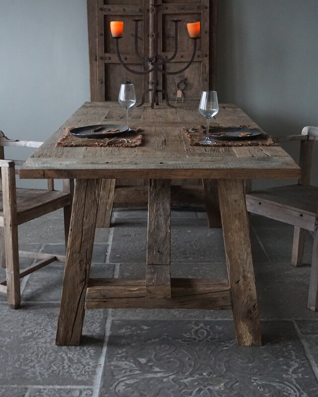 Rene Houtman Eetkamertafel Twan | Oud Eikenhout | B220 x D100 cm