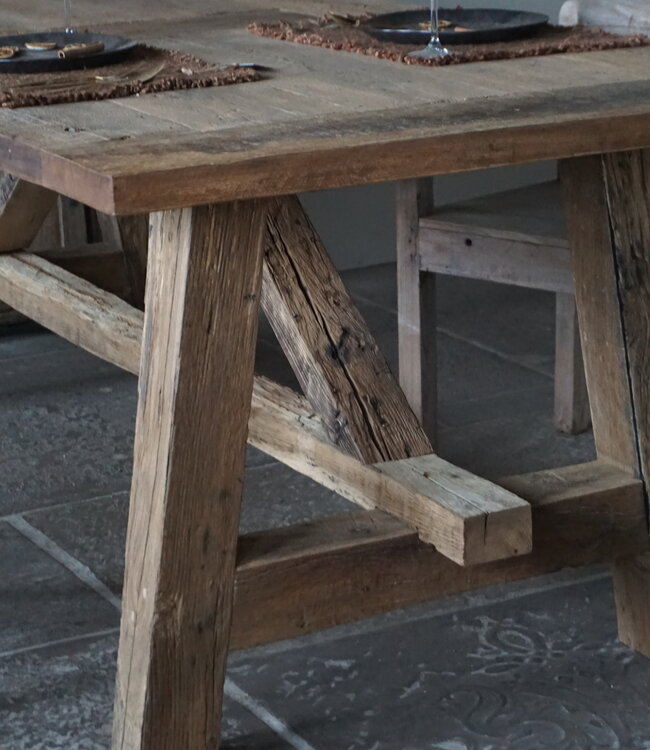 Rene Houtman Eetkamertafel Teun | Oud Eikenhout | B220 x D100 cm