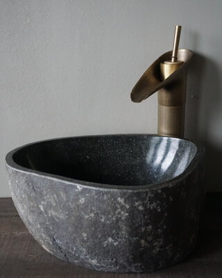 Rene Houtman Kleine Stenen Waskom + Spoelgat | H13,5 x B31 x D25 cm