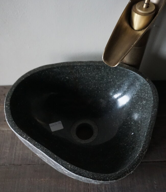 Rene Houtman Kleine Stenen Waskom + Spoelgat | H13,5 x B31 x D25 cm