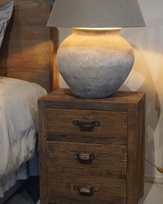 Rene Houtman Oud Houten Nachtkastje | 3 Lades | H60 x B50 x D35 cm
