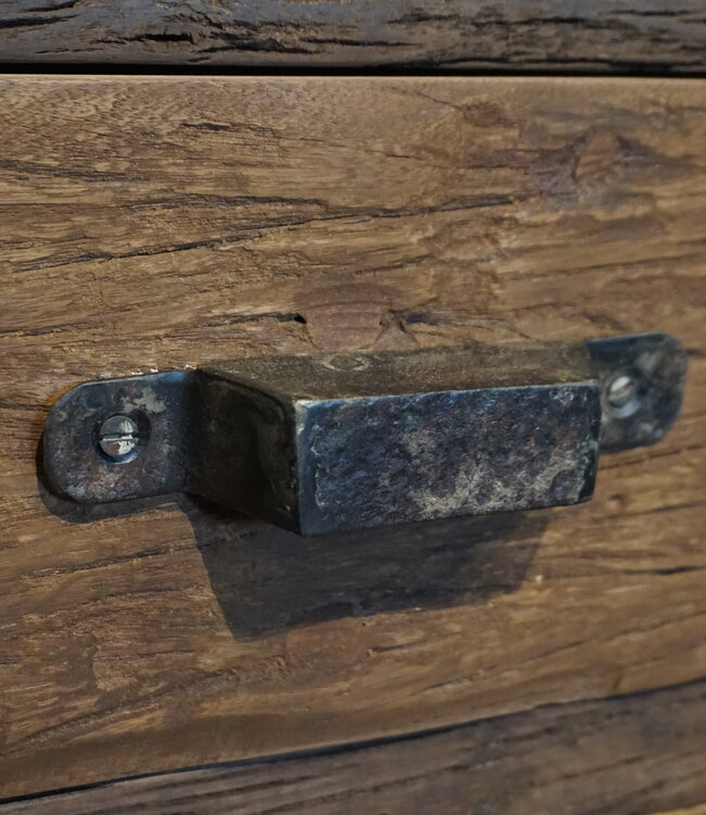 Rene Houtman Oud Houten Nachtkastje | 3 Lades | H60 x B50 x D35 cm