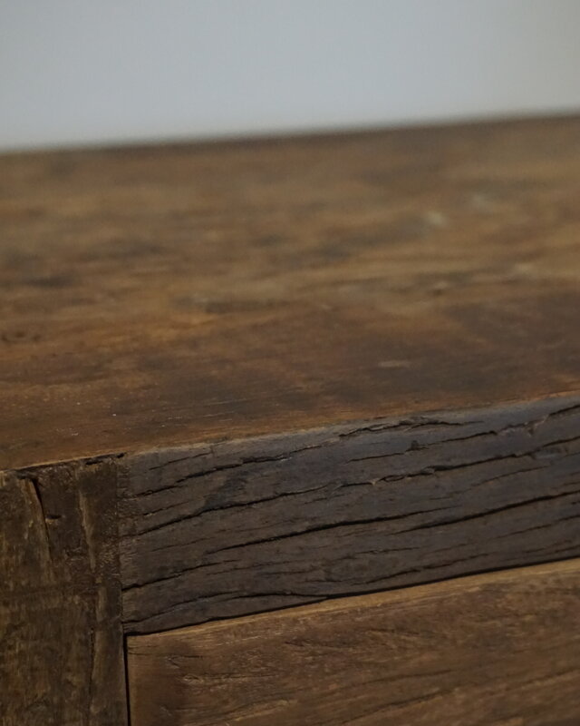 Rene Houtman Oud Houten Nachtkastje | 3 Lades | H60 x B50 x D35 cm