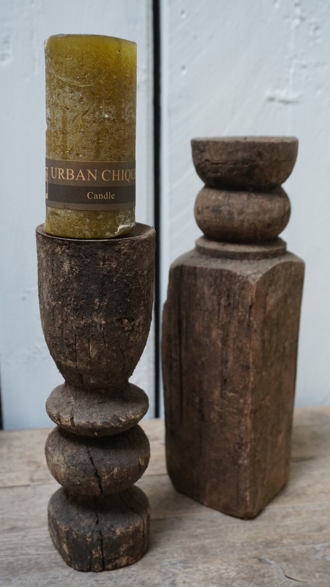 Rene Houtman Oud Houten Kaarsenstandaards | Set Van 2