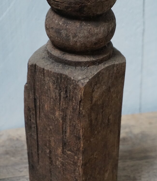 Rene Houtman Oud Houten Kaarsenstandaards | Set Van 2