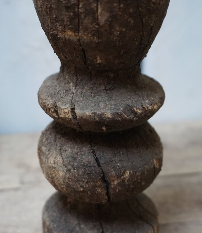 Rene Houtman Oud Houten Kaarsenstandaards | Set Van 2