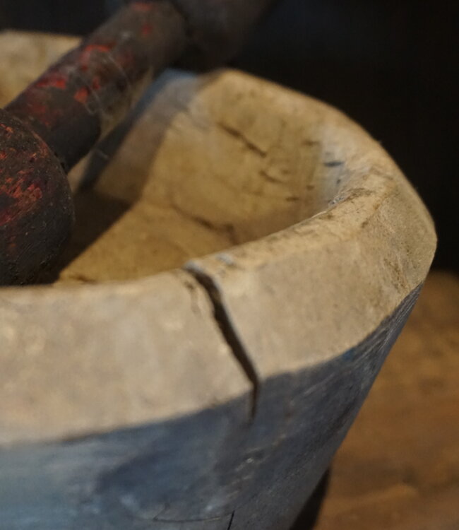 Rene Houtman Oud Houten Kom | H14 x D22 cm | 2 Varianten