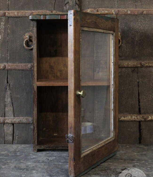 Be-Uniq Oud Vitrinekastje | India | H57 x B35 x D17 cm