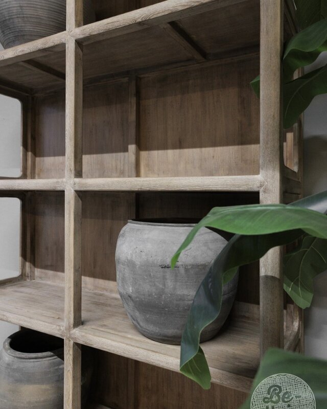Be-Uniq Oud Boekenrek | China | H220 x B130 x D40 cm