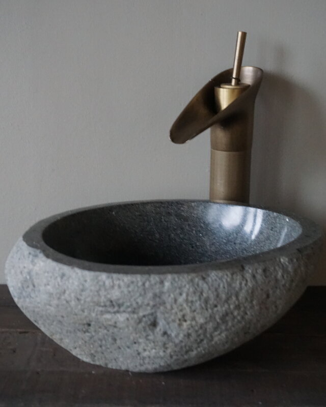 Rene Houtman Kleine Stenen Waskom + Spoelgat | H13 x B30 x D25 cm