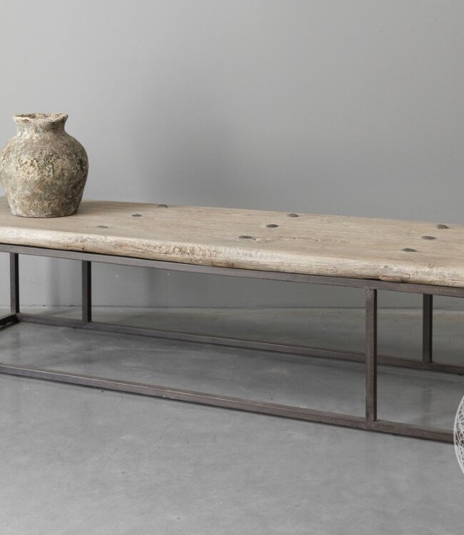 Be-Uniq Salontafel | Oude Deur | China | H30 x B154 x D59 cm