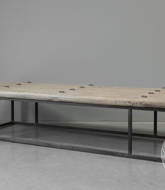 Be-Uniq Salontafel | Oude Deur | China | H39 x B164 x D60 cm