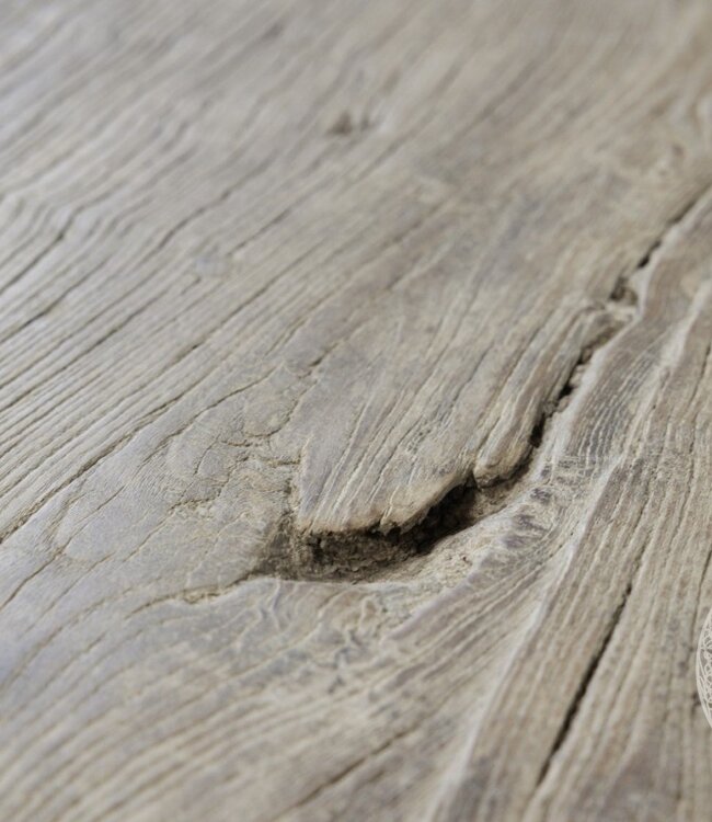 Be-Uniq Oude Salontafel | China | H37 x B112 x D52 cm